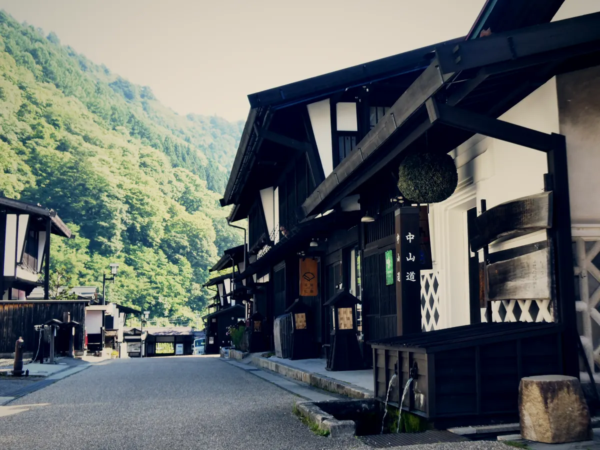 中山道・福島宿の街並み。晴明社の写真ではありません。