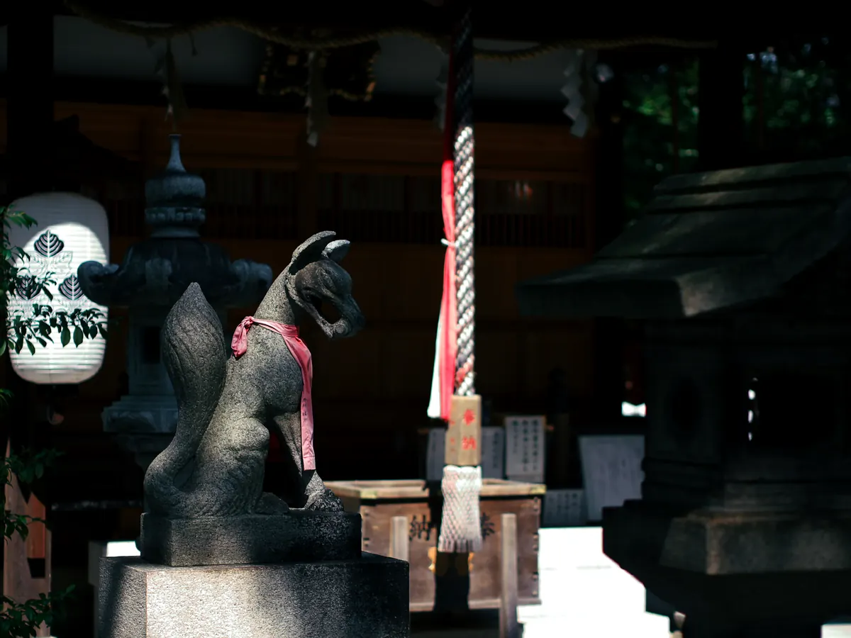 信太森葛葉稲荷神社の狛狐