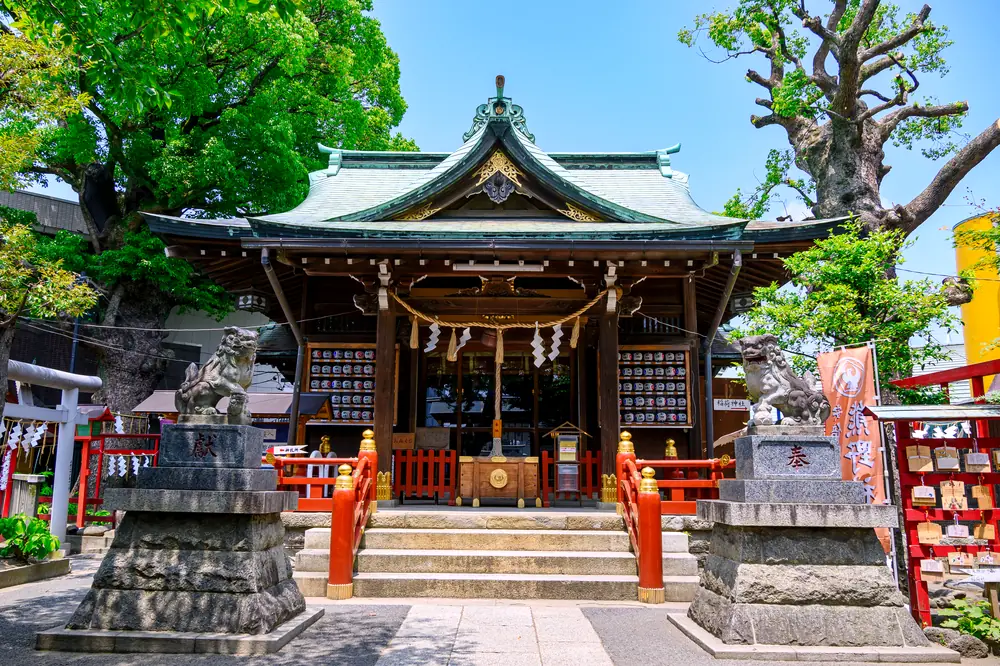 五方山熊野神社の拝殿。